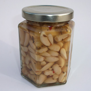 Marinated Garlic (8oz. jar) 